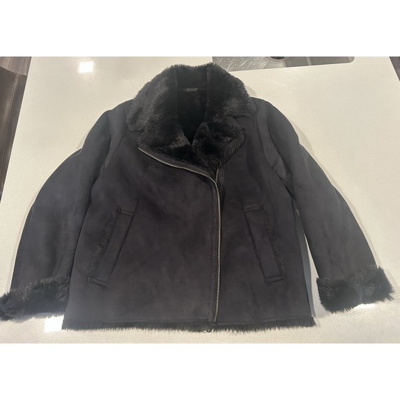 UNIQLO Jacket Black Faux Fur Women Size S - Picture 3 of 13